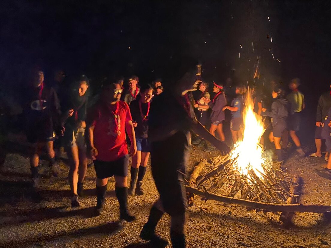 Campo scout con attività di servizio